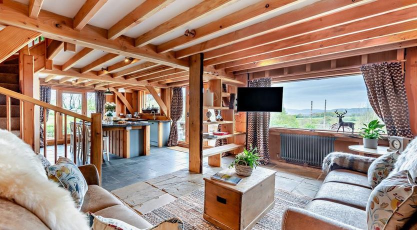 Photo of 2 Bed in Kingsteignton