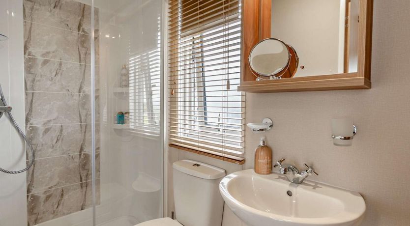 Photo of 2 Bed in St. Andrews