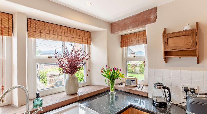 Photo of 3 Bed in Brampton