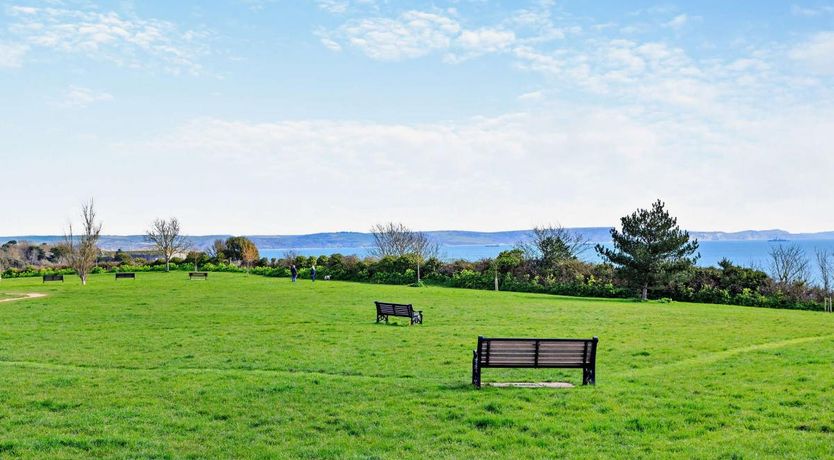 Photo of 2 Bed in Weymouth