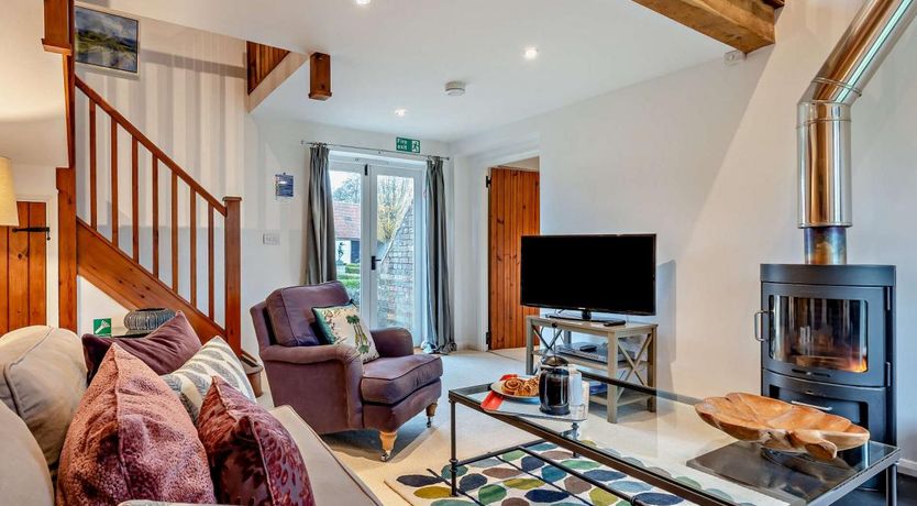 Photo of 3 Bed in Rowde