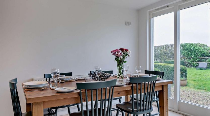 Photo of 3 Bed in Rowde