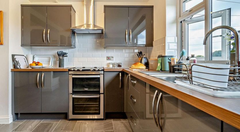 Photo of 3 Bed in Llanigon