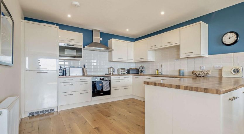 Photo of 4 Bed in Lamlash