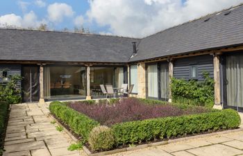 Hawthorn Barn Holiday Home