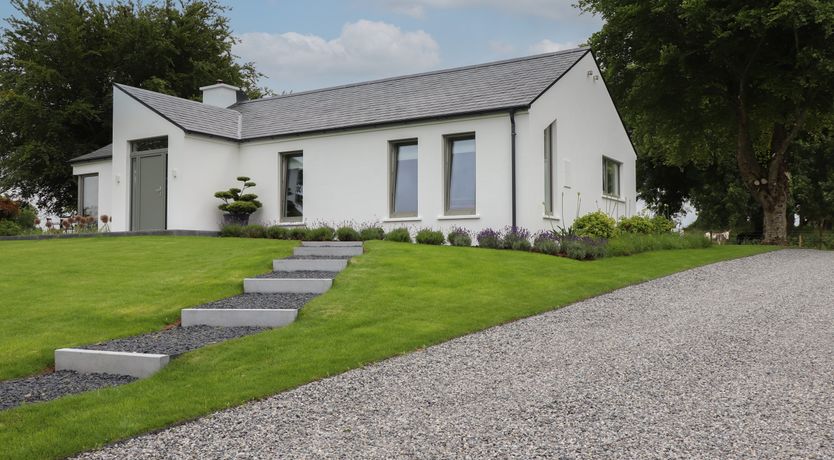 Photo of Shannon Vale