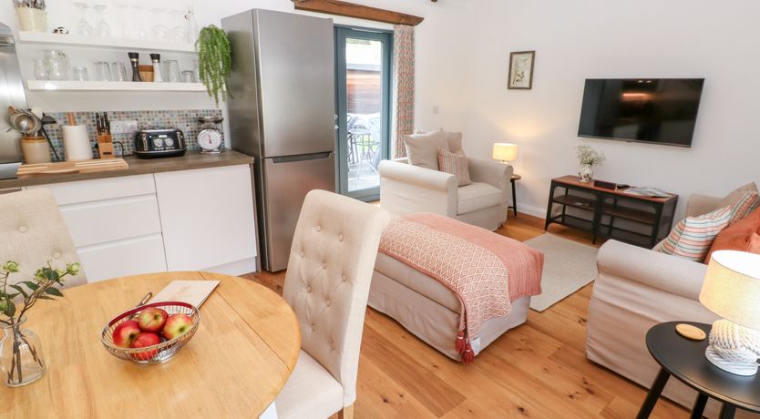 Photo of Carines Barns - Tre