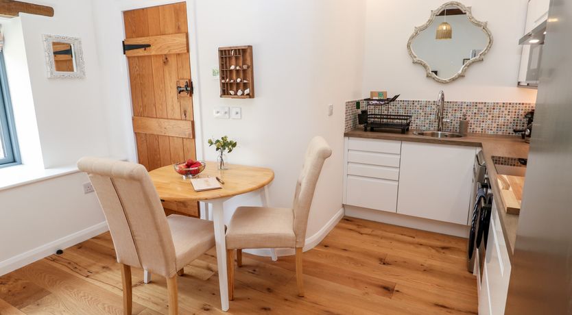 Photo of Carines Barns - Tre