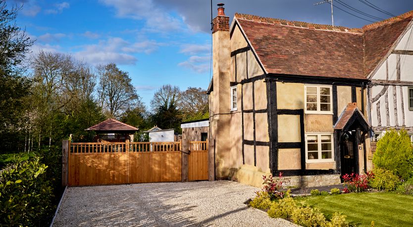 Photo of 1 Kingswood Cottage