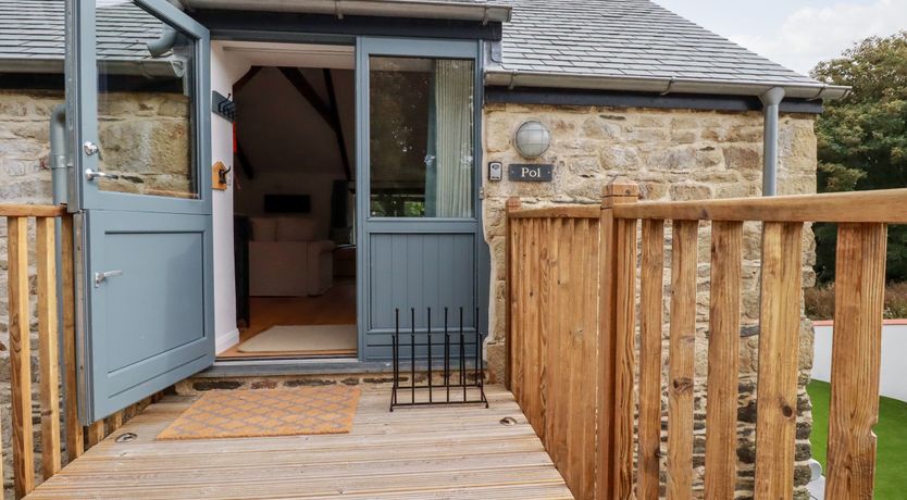 Photo of Carines Barns - Pol