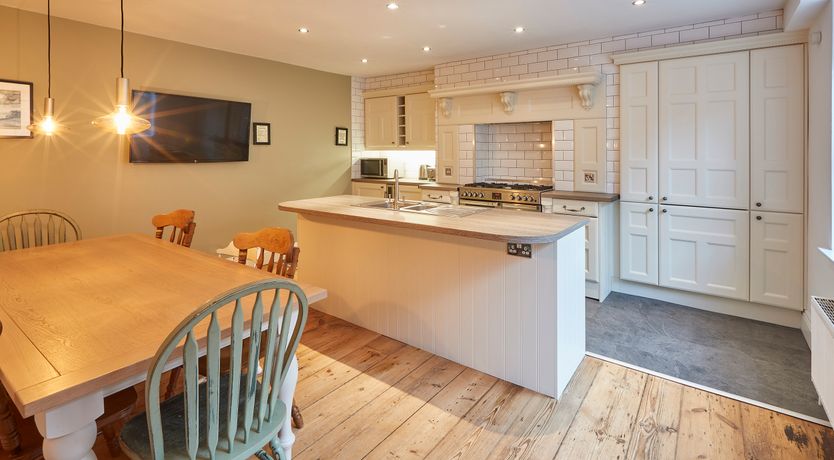 Photo of Sanders House