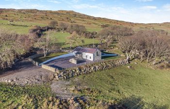 Ysgubor Maen Y Bardd Holiday Home