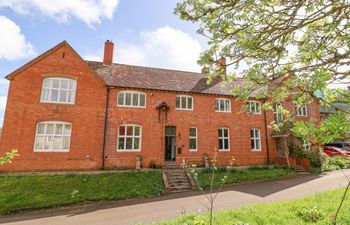 Red House Holiday Home