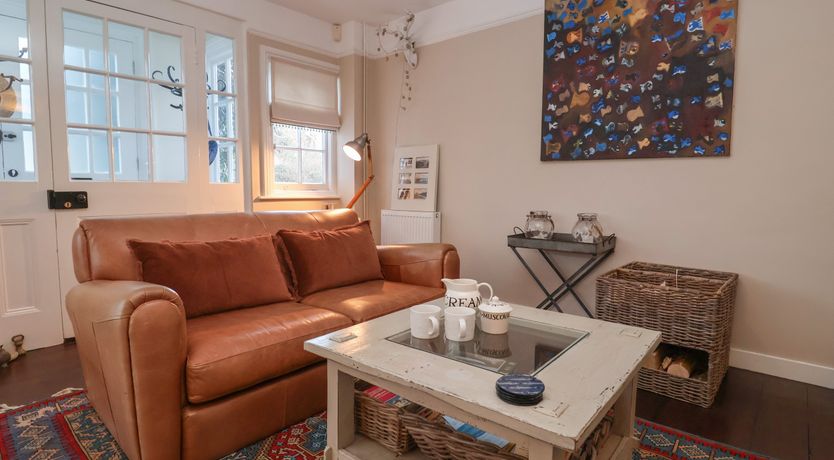 Photo of 6 The Whinlands