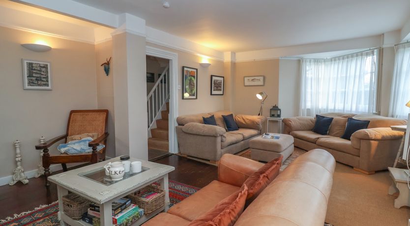 Photo of 6 The Whinlands