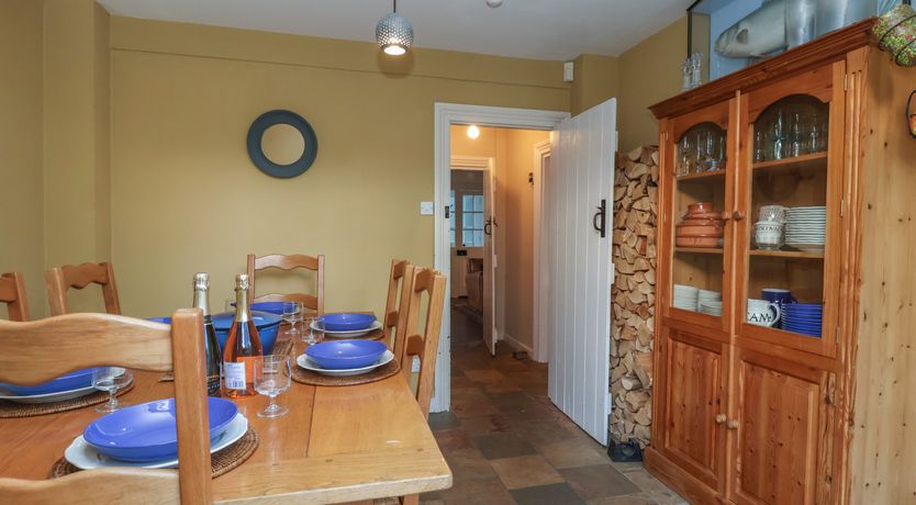 Photo of 6 The Whinlands