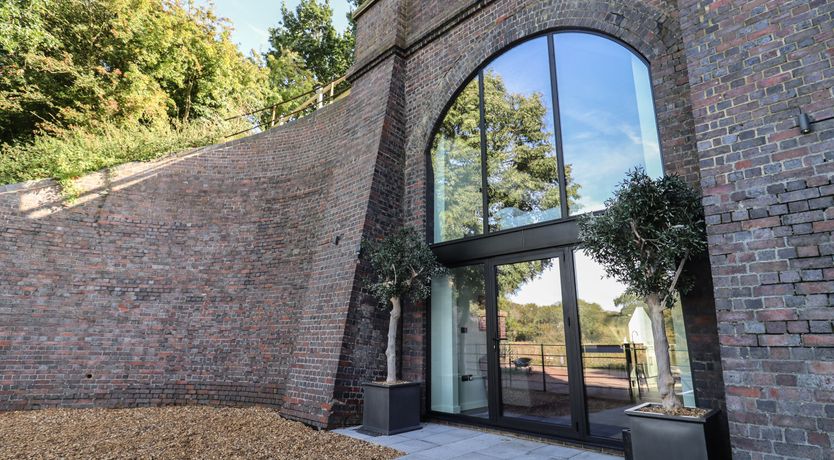 Photo of The Tunnel at Bridge Lake Farm and Fishery