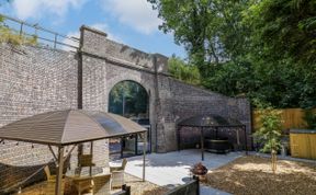 Photo of The Tunnel at Bridge Lake Farm and Fishery