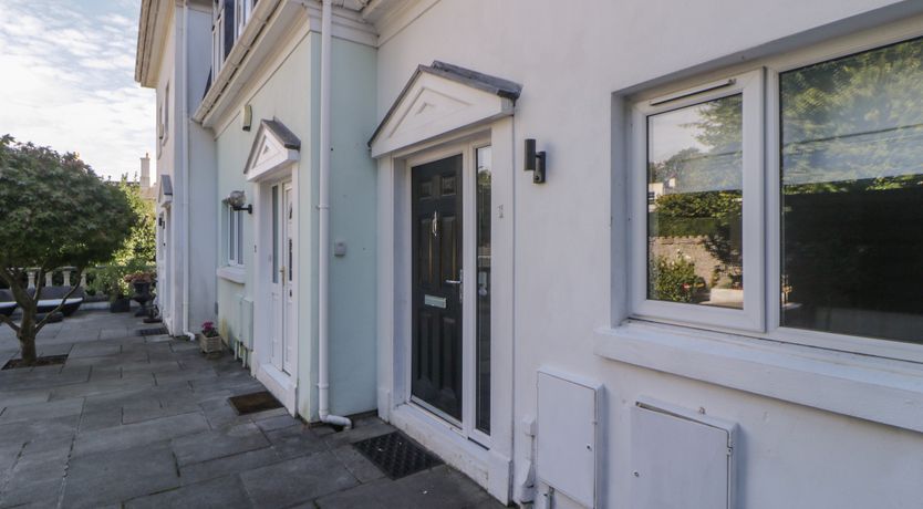 Photo of Brompton Gardens