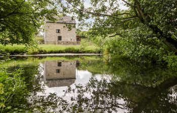 Halls Mill Holiday Home