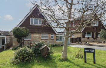 Sunset Beach Holiday Home