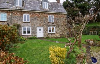 Lanvean Farmhouse Holiday Home