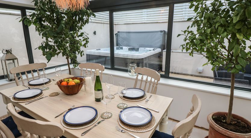 Photo of Palm Tree Cottage