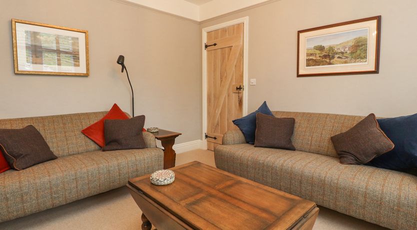 Photo of Riverdale House