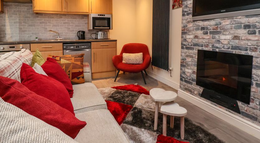 Photo of 2 Stoneleigh Cottage