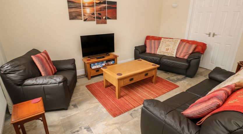 Photo of Llygad Yr Haul (Sun)