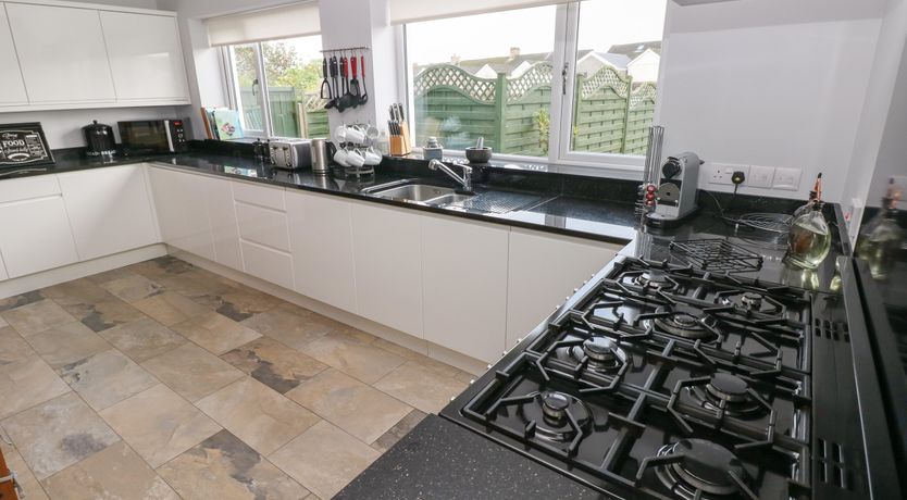 Photo of Llygad Yr Haul (Sun)