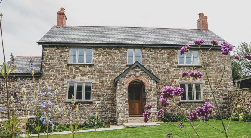 Photo of Knowle House