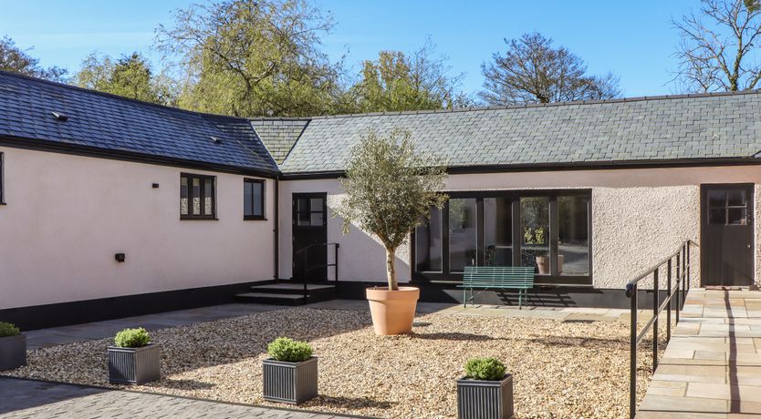 Photo of Lower Marsh Barns