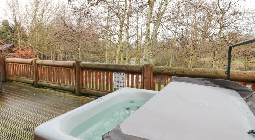 Photo of 24 Lakeside Drive