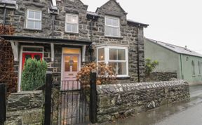 Photo of Hendre Cottage