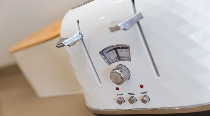 Photo of 2 Four Seasons