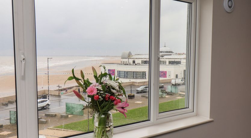 Photo of Apt 8 @ Hunter's Quay