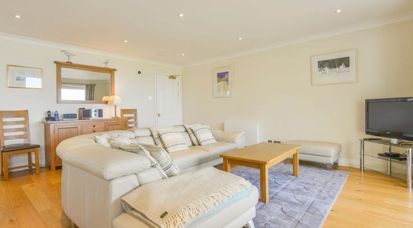 Photo of 19 Burgh Island Causeway