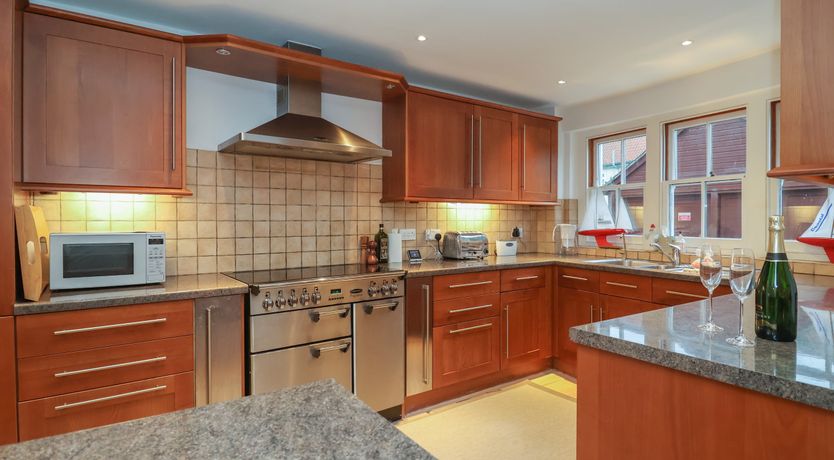 Photo of 42 Crag Path