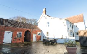 Photo of Manor Farmhouse