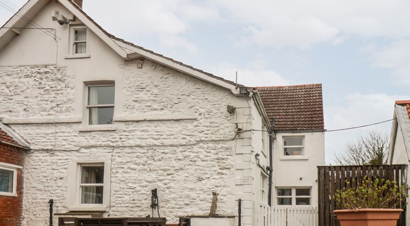 Photo of Manor Farmhouse