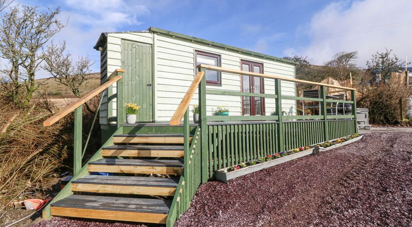 Photo of Nŷth Y Bioden (Magpie's Nest)