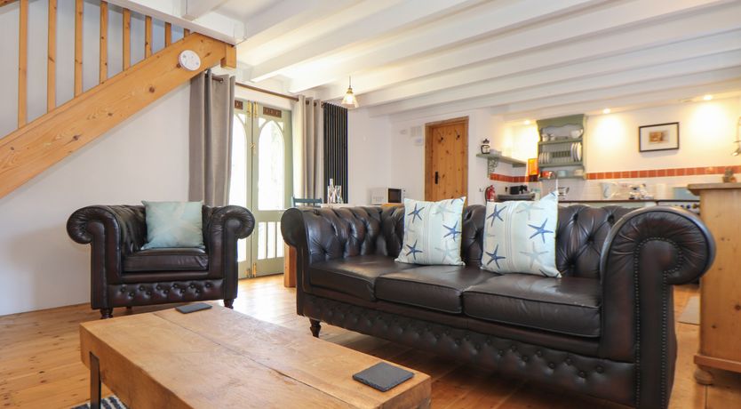 Photo of Oofoo’s Barn