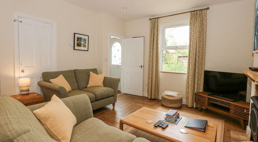 Photo of 6 Melinda Cottage