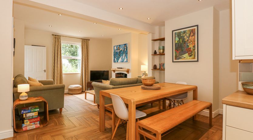 Photo of 6 Melinda Cottage