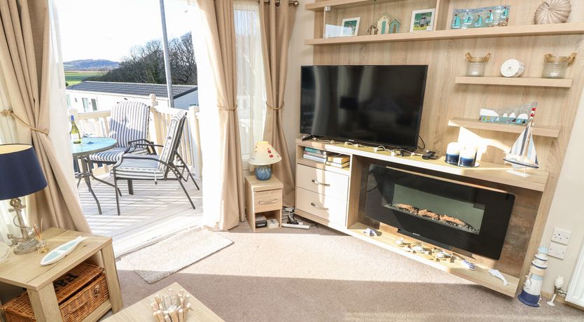 Photo of 31 Crosswinds