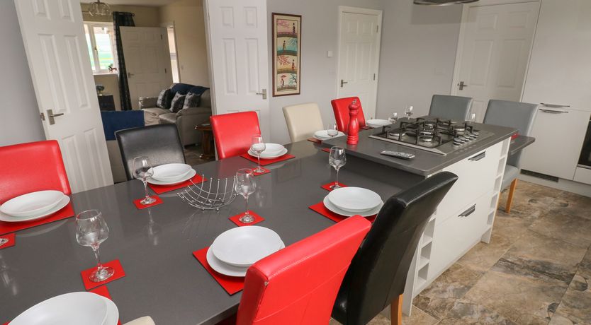 Photo of Llygad Y Lleuad ( Moon)