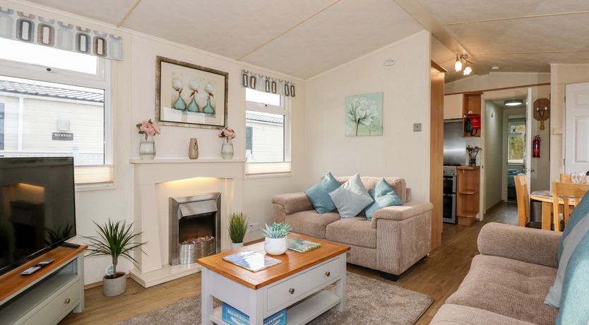 Photo of 25 Foxburrow Hang