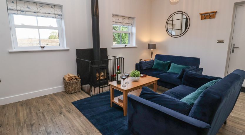 Photo of Robins Nest