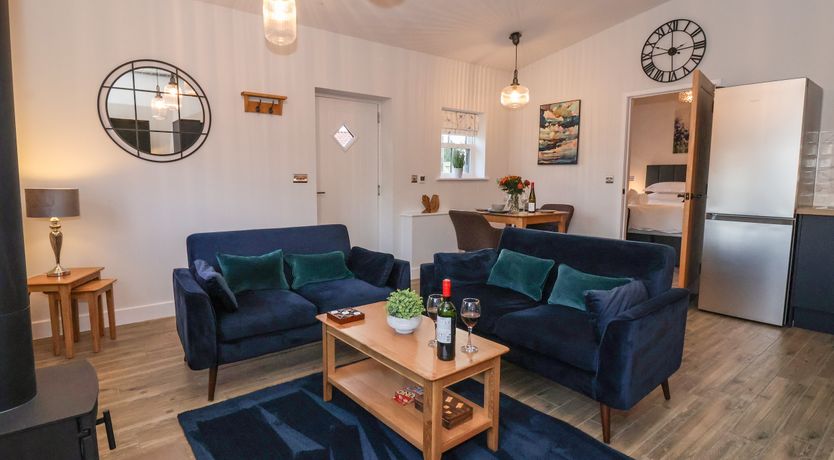 Photo of Robins Nest